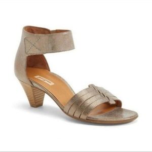 Coco Smoke Metallic Paul Green sandals, sz. 6.5